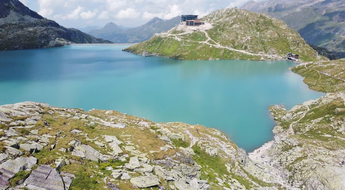Wei&szlig;see Gletscherwelt mit Rudolfsh&uuml;tte