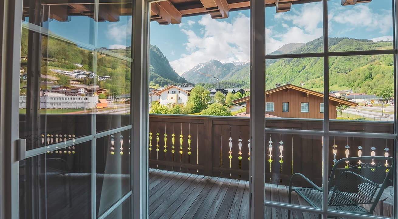 Blick vom Balkon von der Romantiksuite de luxe