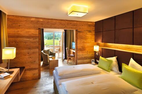 hunting suite de luxe room 4 star hotel kaprunerhof