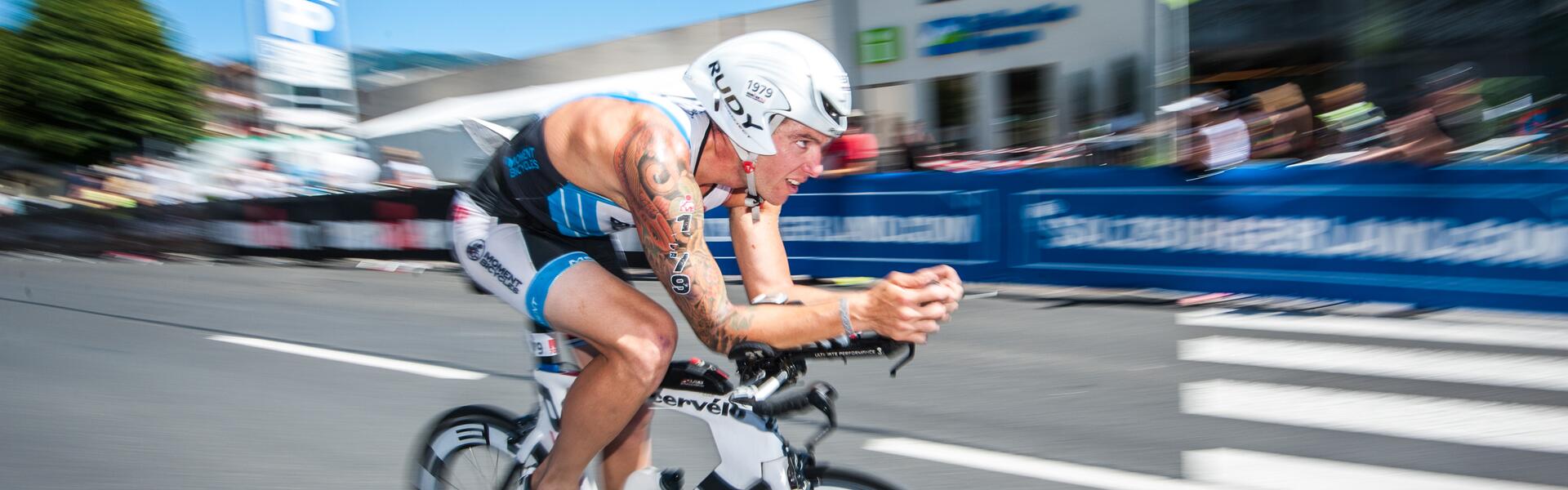 triathlet am rennrad
