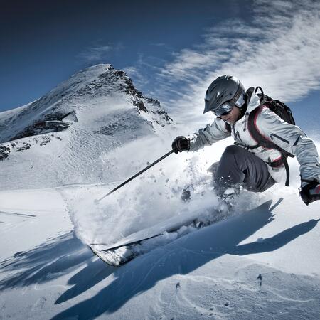 deep snow skiing Kitzsteinhorn