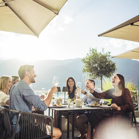 Dinner with friends | © Zell am See Kaprun Tourismus