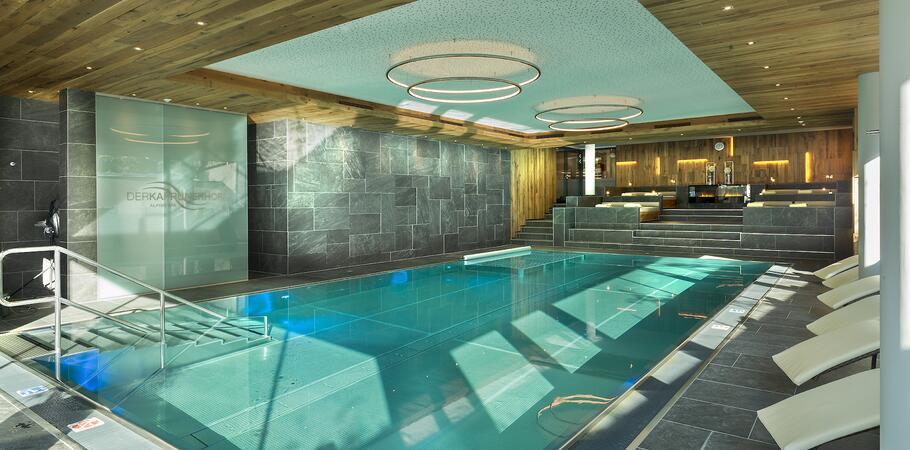 hotel indoor pool kaprun