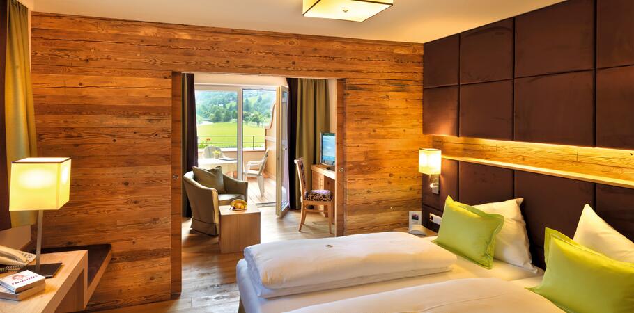 hunting suite de luxe room 4 star hotel kaprunerhof